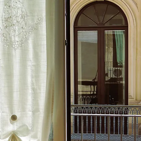 Apartment Palace *